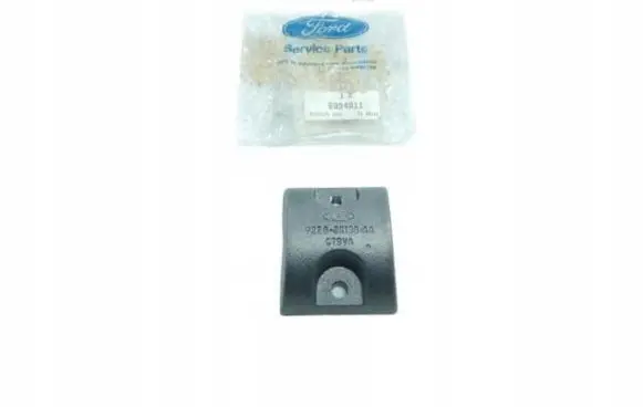 Ford Escort Driveshaft support bearing bracket 6994811