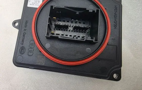 Audi A4 S4 B8 8K LED ballast control module 4K0941575HJ