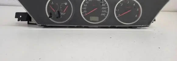 Nissan Primera Speedometer (instrument cluster) BV0108680831 BV010