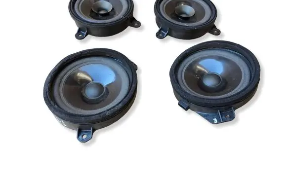 Subaru Outback Front door speaker 86301AJ010 86301AJ000 86301AJ020