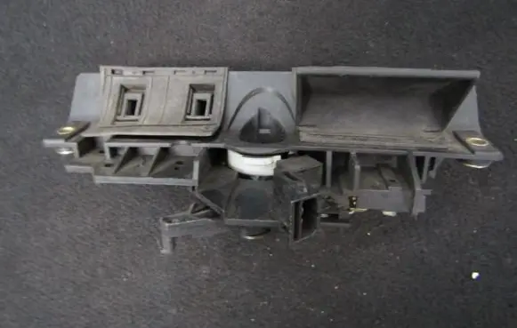 Audi A6 S6 C5 4B Tailgate/trunk/boot exterior handle 8D9827565H 4B0827565H