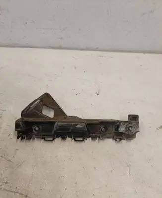Renault Trafic III (X82) Front bumper mounting bracket 622204446R