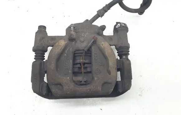 Rear brake caliper