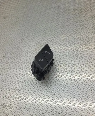 Mercedes-Benz C W205 Central locking switch button A2059055151