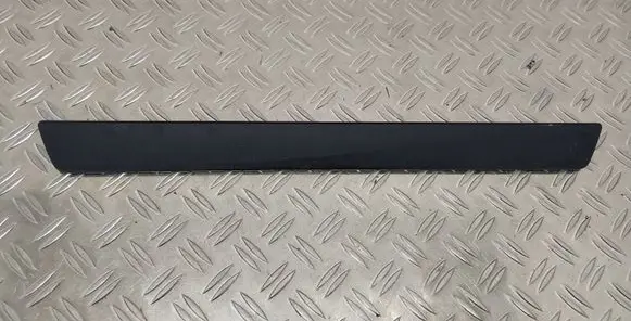 Toyota Prius+ (ZVW40) Front sill trim cover 6791147050