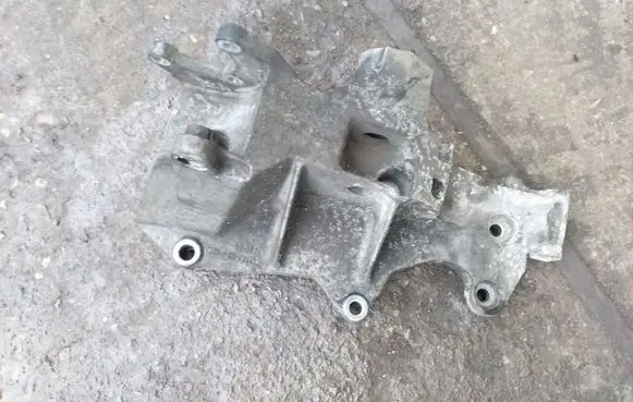 Audi A4 S4 B6 8E 8H A/C compressor mount bracket 