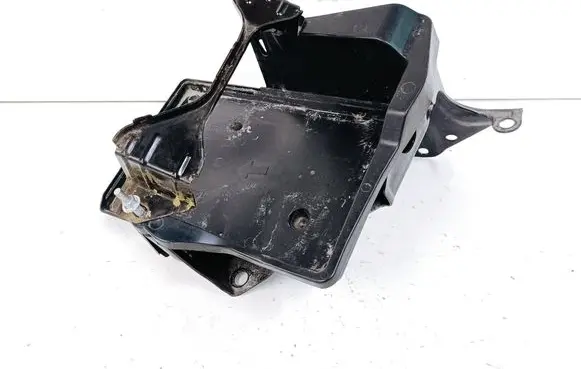 Subaru Outback (BS) Battery tray 82122AL00A