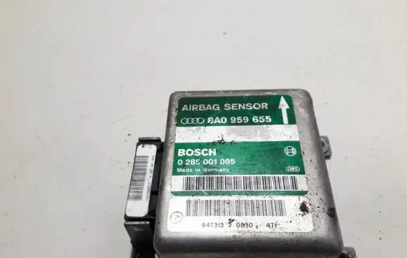 Audi A4 S4 B5 8D Airbag control unit/module 8A0959655 0285001085