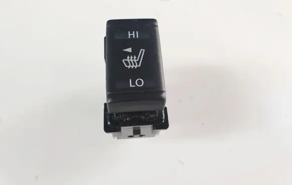 Nissan X-Trail T32 Seat heating switch