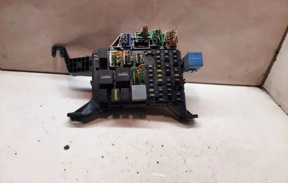 Ford Mondeo Mk III Fuse box set 1S7T14A073AF