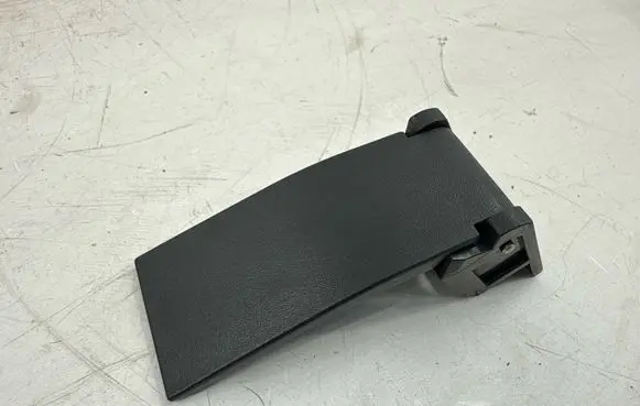 Mercedes-Benz E W211 Rear seat rail trim cover 2119200286