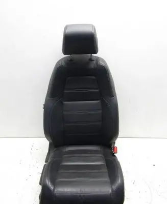 Honda CR-V Front passenger seat 