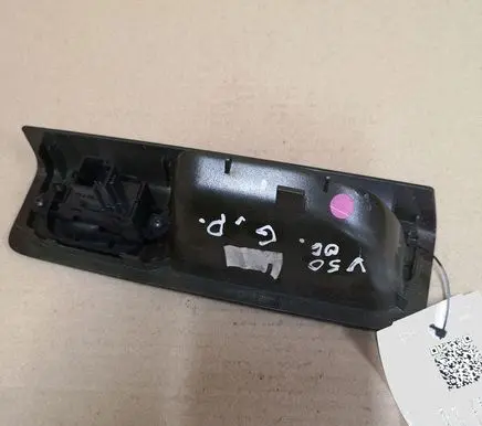Volvo V50 Electric window control switch 8679682