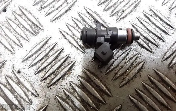 Fiat Panda III Fuel injector 0280158230