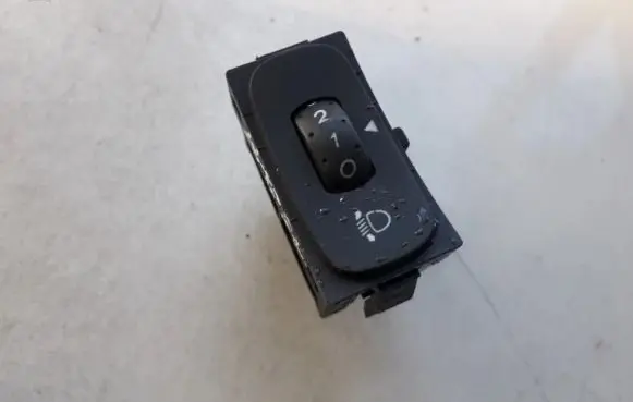 Renault Laguna II Headlight level height control switch 8200002439