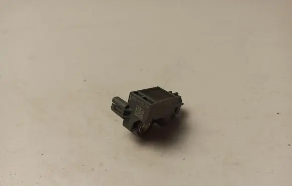 Hyundai Tucson TL Airbag deployment crash/impact sensor 95920B4000