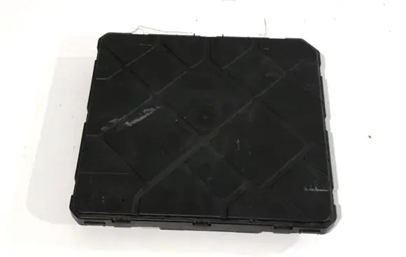 Volkswagen Transporter - Caravelle T6 Central body control module 2Q5937090