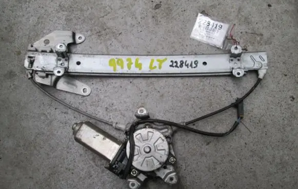 Nissan Sunny Rear door window regulator with motor
