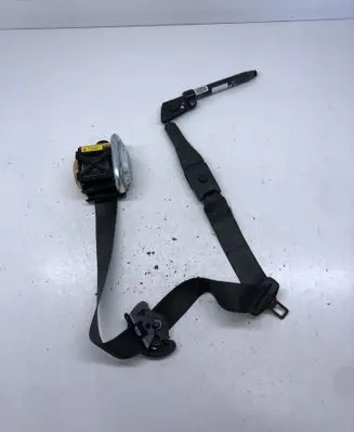 Opel Mokka Front seatbelt 95093401