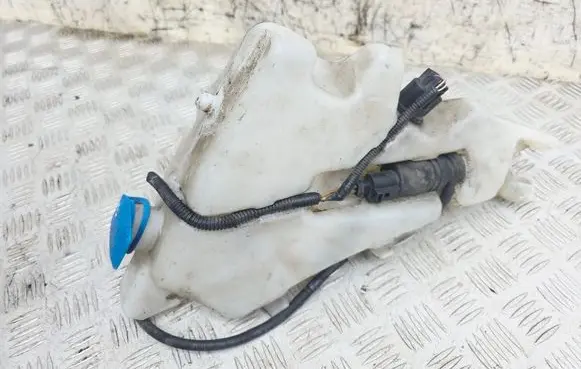 Audi TT Mk1 Windshield washer fluid reservoir/tank 8N0955453A 8N0955453