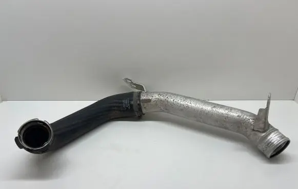 Volvo V40 Intercooler hose/pipe 31370060 31657732