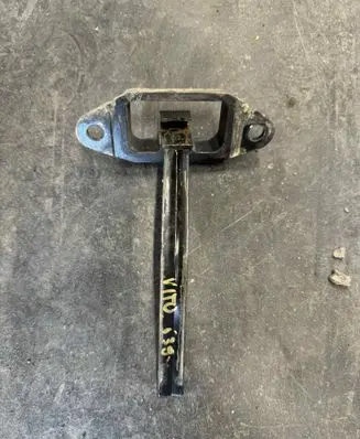 Mercedes-Benz Vito Viano W639 Loading door check strap stopper A6397600628
