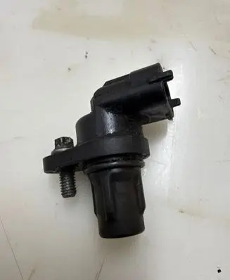 Mercedes-Benz S W220 Camshaft position sensor 0232103050 9628 3004159