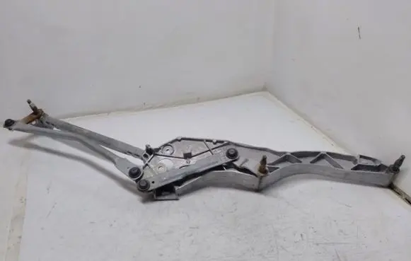 Mercedes-Benz CLS C219 Front wiper linkage A2198200240
