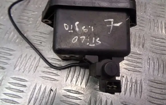 Fiat Stilo Vacuum air tank 