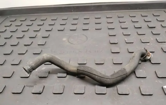 Mercedes-Benz GLK (X204) Engine coolant pipe/hose