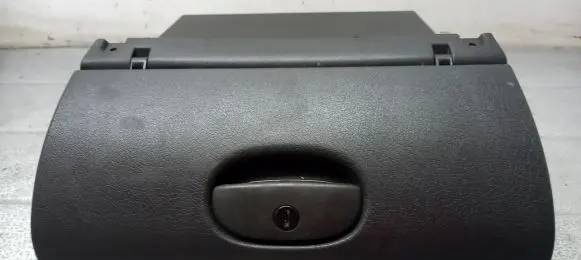 Opel Tigra A Glove box