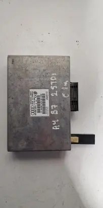 Audi A4 S4 B7 8E 8H Bluetooth control unit module 8P0862335C 6GGZ00051CB5