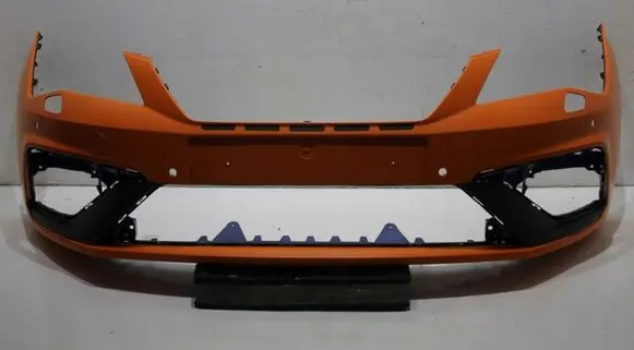 Seat Leon (5F) Front bumper 09786