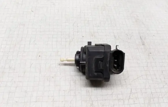 Renault Laguna I Headlight level adjustment motor 7700420736