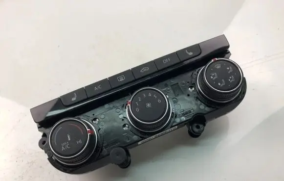 Volkswagen Golf VII Interior fan control switch 5G0907426R