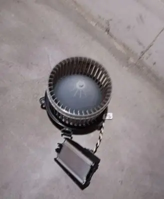 Chevrolet Volt I Heater fan/blower 22745474 1845205