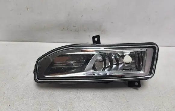 Nissan Qashqai Front fog light 90078635 261508995A
