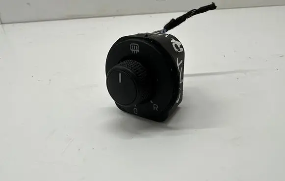 Skoda Octavia Mk3 (5E) Wing mirror switch 5E0959565B