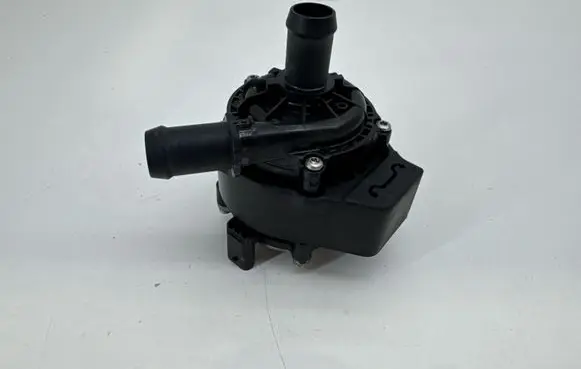 Fisker Ocean Electric auxiliary coolant/water pump FM2930200026A