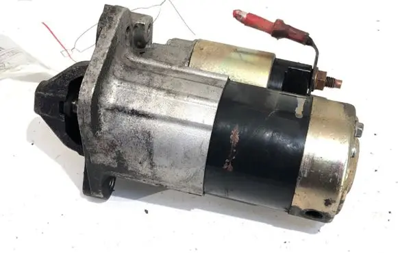 Renault Kangoo II Starter motor 8200306595