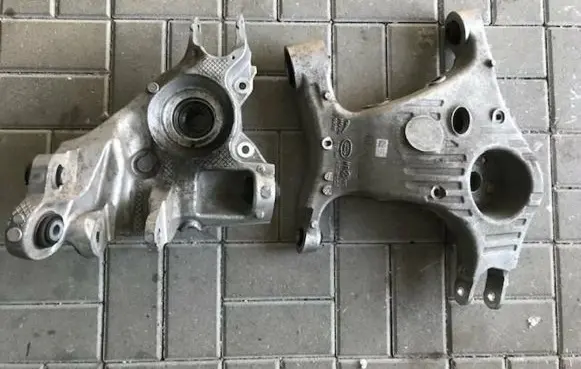 Jaguar F-Pace Rear wheel hub HK83