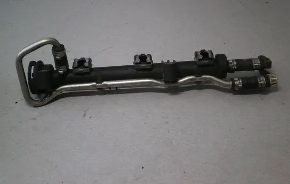Fuel main line pipe