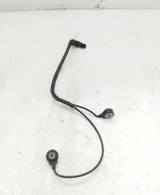 BMW 7 E65 E66 Detonation knock sensor 0261231136