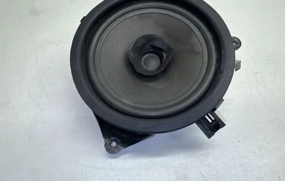 Volvo S60 Rear door speaker 30679498