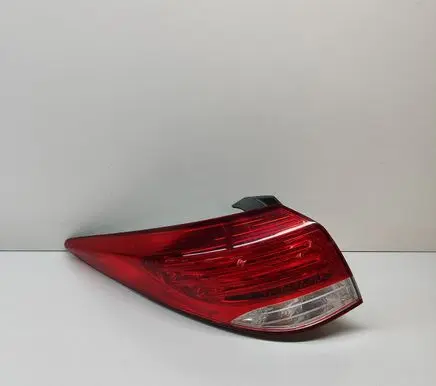 Hyundai i40 Rear/tail lights 924013Z0