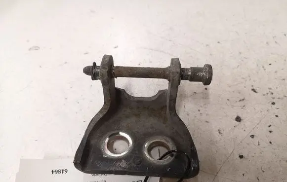 Peugeot 307 Front door lower hinge