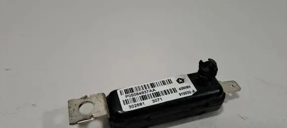 Lancia Thema Aerial antenna amplifier P05064937AA