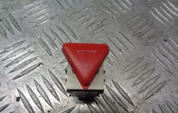 Skoda Fabia Mk1 (6Y) Hazard light switch
