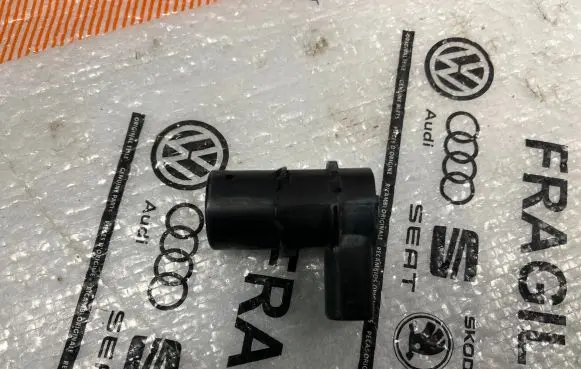 BMW 5 E60 E61 Parking PDC sensor 6989070