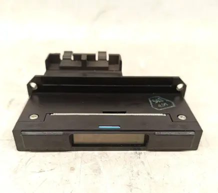 Mercedes-Benz E W124 Screen/display/small screen 1245420005 A1245420005 631202017001